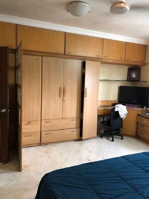 Bedroom in 2 BHK Apartment at Bandra West – for Rent