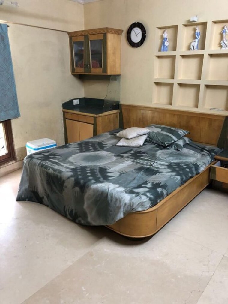 Bedroom, bandra west 2 Bedroom 700 Sq.Ft. Apartment In Bandra West Mumbai 10442148