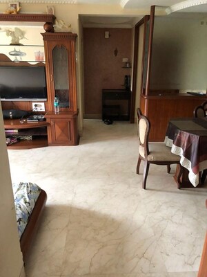 Living Room in 2 BHK Apartment at Bandra West – for Rent