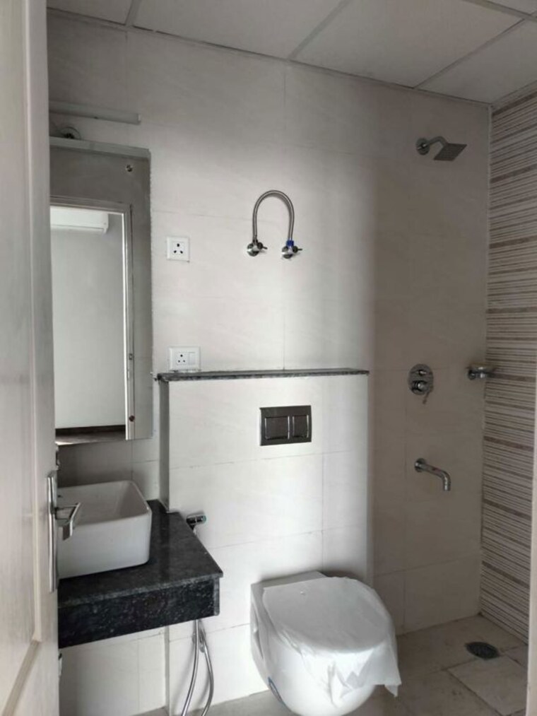 Bathroom, supertech-hues 2 Bedroom 1180 Sq.Ft. Apartment In Sector 68 Gurgaon 10442187