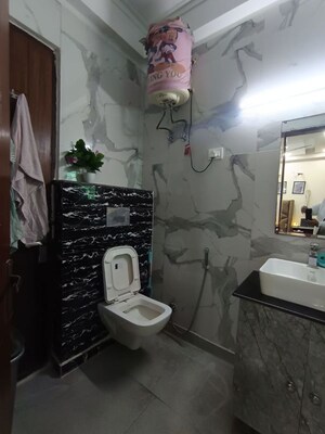 Bathroom in 3 BHK Builder Floor at Green Fields Colony – for Rent