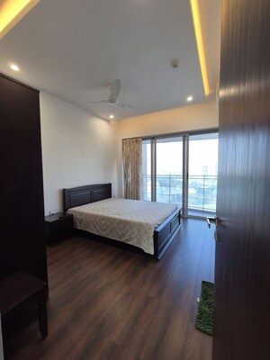 Bedroom in 2.5 BHK Apartment at Amanora Aspire Towerss, Hadapsar – for Rent