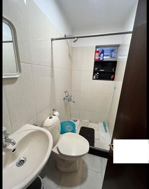 Washroom in 2 BHK Apartment at Juhu – for Rent