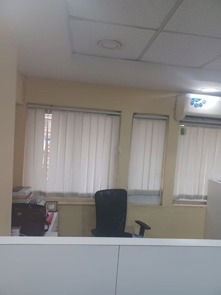 Bathroom, minto park Commercial Office Space 687 Sq.Ft. In Minto Park Kolkata 10442282
