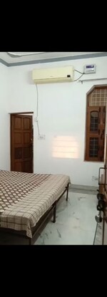 1 BHK 1500 Sq.Ft. Builder Floor in Sector 14