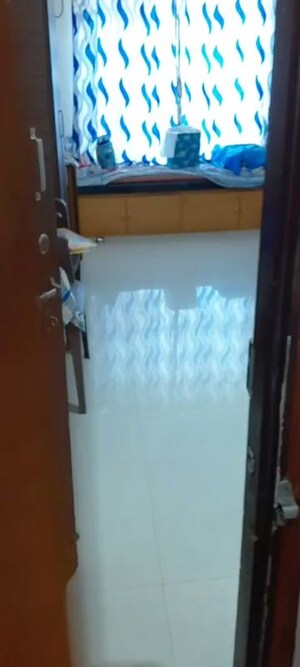 Furnished Amenities in 1 BHK Apartment at Dadar West – for Rent