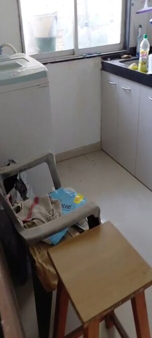 Furnished Amenities in 1 BHK Apartment at Dadar West – for Rent