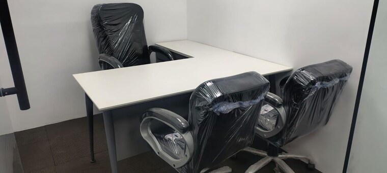 Team Area, sector 6 Commercial Office Space 1098 Sq.Ft. In Sector 6 Noida 10442330