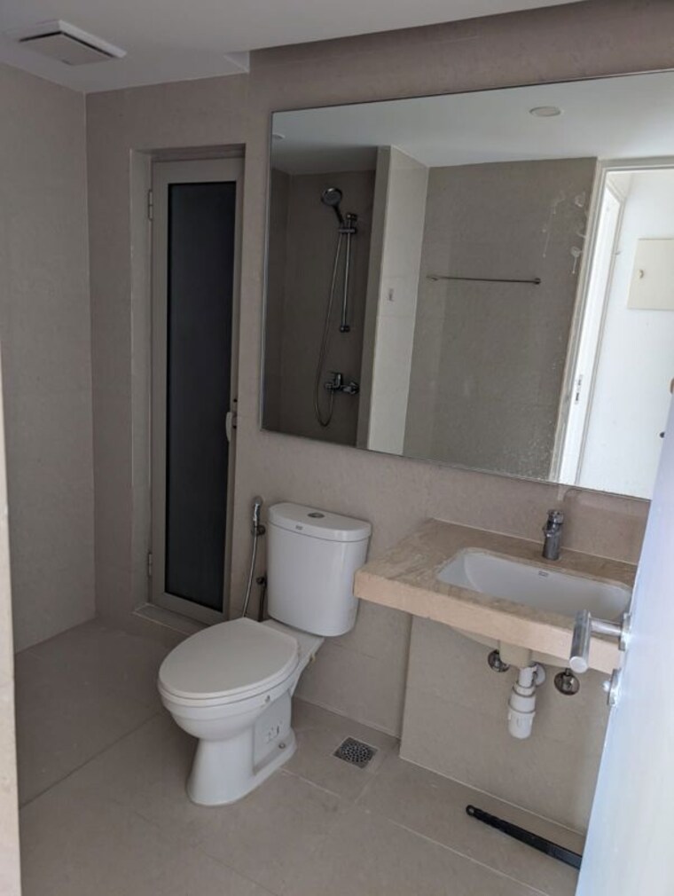 Attached Bathroom, hiranandani-skylark-enclave 2 Bedroom 799 Sq.Ft. Apartment In Ghodbunder Road Thane 10442308