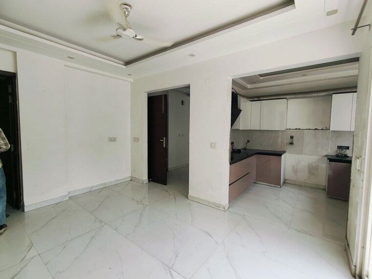 Room, sector 45 3 Bedroom 1950 Sq.Ft. Builder Floor In Sector 45 Gurgaon 10442364