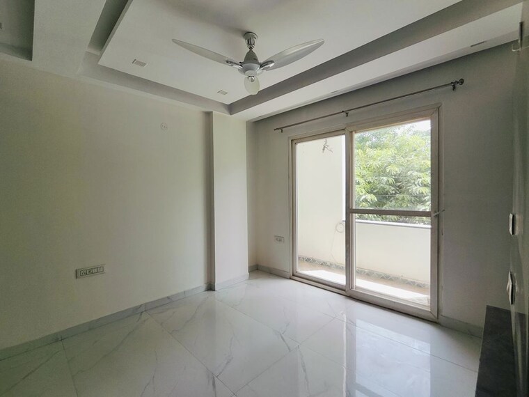 Room, sector 45 3 Bedroom 1950 Sq.Ft. Builder Floor In Sector 45 Gurgaon 10442364