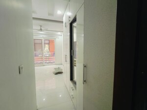 Building Lobby in 3 BHK Builder Floor at Sector 45 – for Rent
