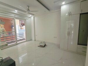 Bathroom in 3 BHK Builder Floor at Sector 45 – for Rent