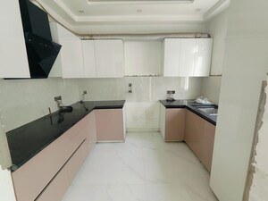 Team Area in 3 BHK Builder Floor at Sector 45 – for Rent