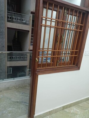 3.5 BHK Builder Floor For Rent in Mayur Vihar