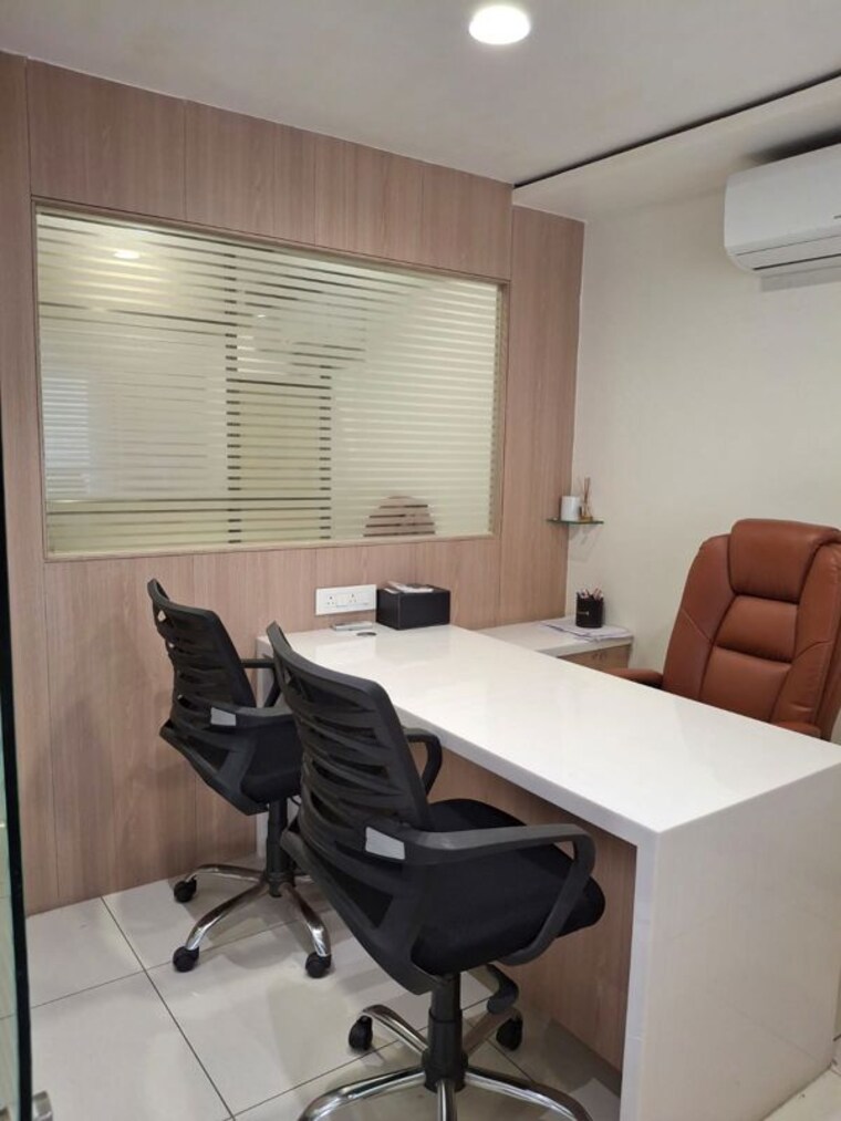 Team Area, zion-z-one Commercial Office Space 1262 Sq.Ft. In Bodakdev Ahmedabad 10442370