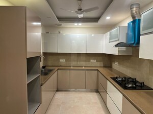 Kitchen in 3 BHK Builder Floor at Sector 25 – for Rent