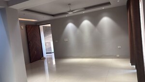 Furnished Amenities in 4 BHK Apartment at Tulip Violet, Sector 69 – for Rent