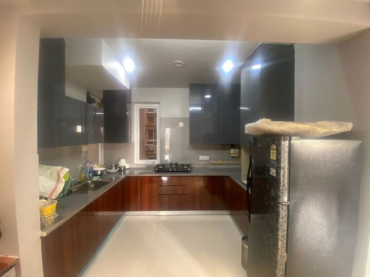 Kitchen, tulip-violet 4 Bedroom 2750 Sq.Ft. Apartment In Sector 69 Gurgaon 10442384