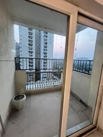 3 BHK + Servant Room 1750 Sq.Ft. Apartment in Gardenia Gateway