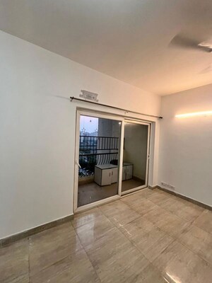 Room in 3 BHK Apartment at Gardenia Gateway, Sector 75 – for Rent