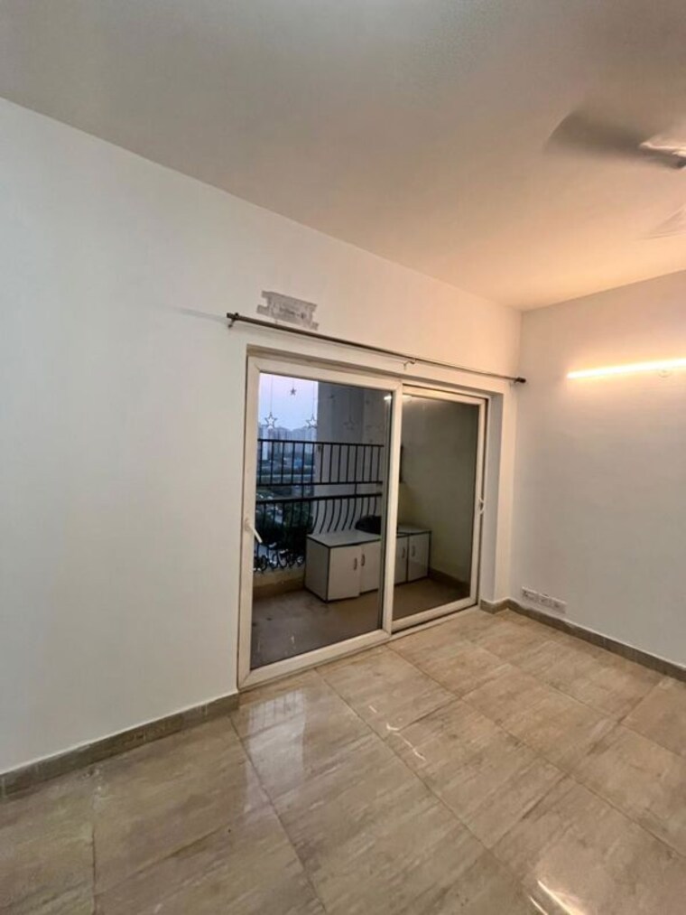 Room, gardenia-gateway 3 Bedroom 1750 Sq.Ft. Apartment In Sector 75 Noida 10442385