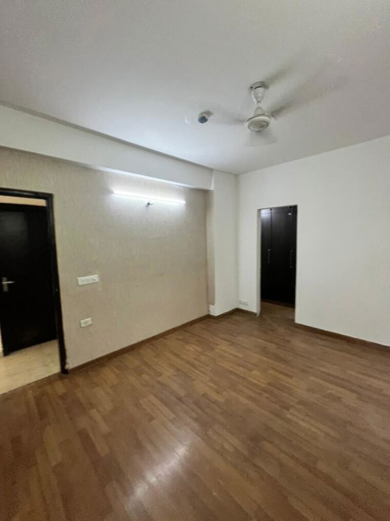Room, gardenia-gateway 3 Bedroom 1750 Sq.Ft. Apartment In Sector 75 Noida 10442385