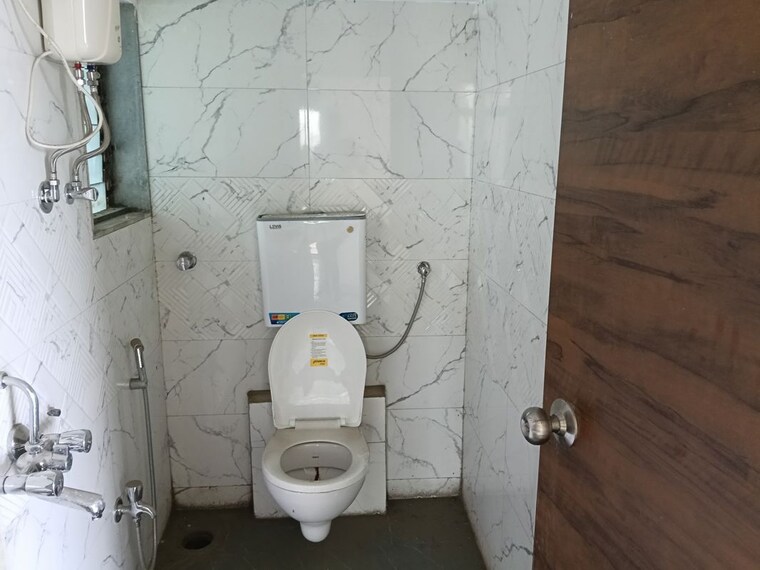 Bathroom, shree-ostwal-horizon 1 Bedroom 421 Sq.Ft. Apartment In Mira Road Thane 10442387