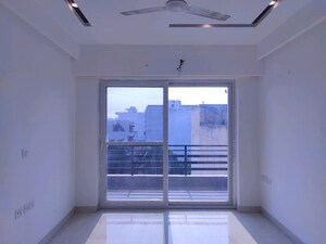 Building Lobby in 3 BHK Builder Floor at Sector 45 – for Rent