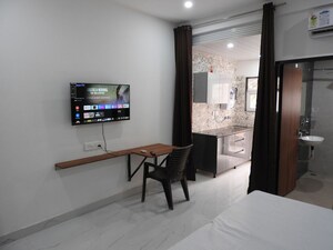 Parking in 1 RK Builder Floor at Sector 31 – for Rent