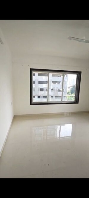 Room in 2 BHK Apartment at Dadar West – for Sale