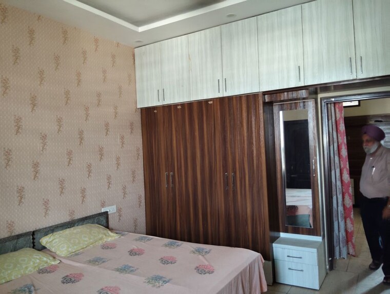Bedroom, kharar mohali road 3 Bedroom 165 Sq.Yd. Builder Floor In Kharar Mohali Road Kharar 10442324