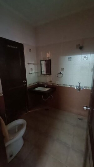 Kitchen in 3 BHK Builder Floor at Sector 46 – for Rent
