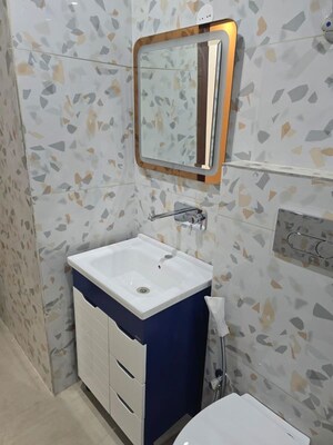 Team Area in 3 BHK Builder Floor at Green Fields Colony – for Rent