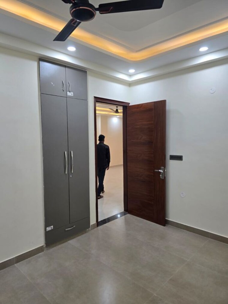 Room, green fields colony 3 Bedroom 1850 Sq.Ft. Builder Floor In Green Fields Colony Faridabad 10442434