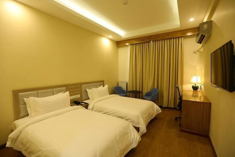 Bedroom, dlf cyber city Pg For Boys & Girls In Dlf Cyber City 10442329