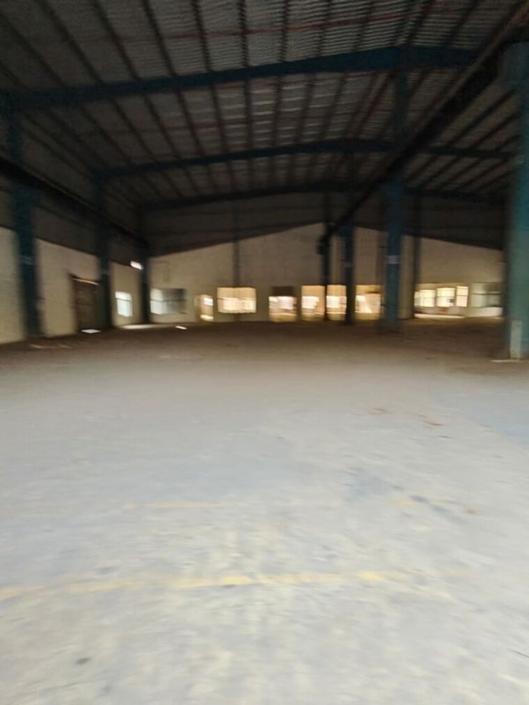  Parking, udyog vihar phase 4 Commercial Warehouse 4843 Sq.Ft. In Udyog Vihar Phase 4 Gurgaon 10442468