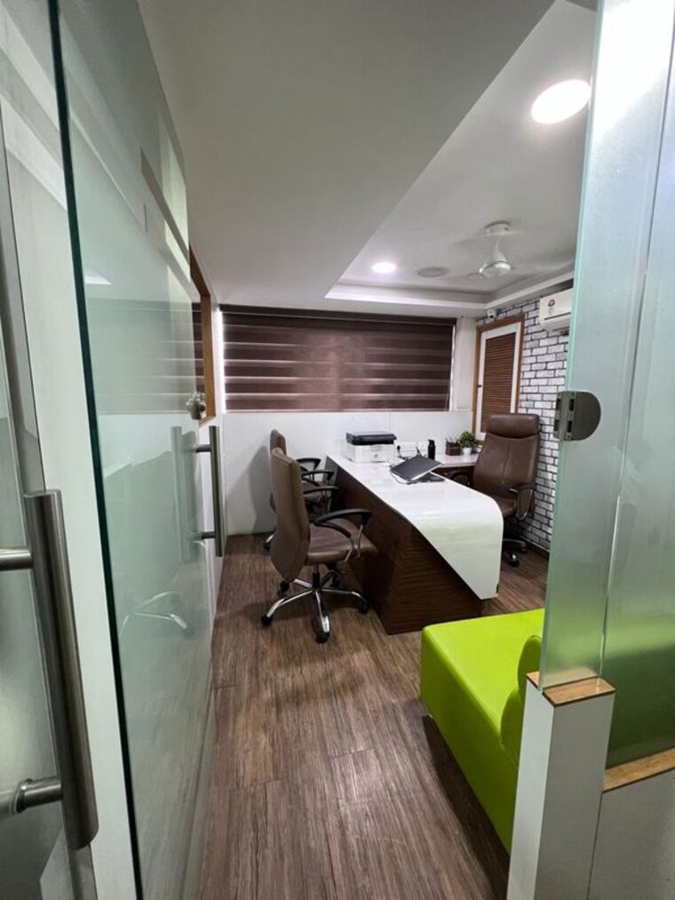 Team Area, shilp-aaron Commercial Office Space 765 Sq.Ft. In Bodakdev Ahmedabad 10442457