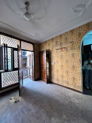 Living Room in 2 BHK Builder Floor at Saket – for Rent