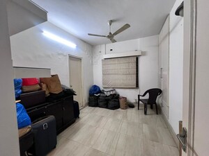 Room in 2 BHK Builder Floor at Lajpat Nagar 4 – for Sale