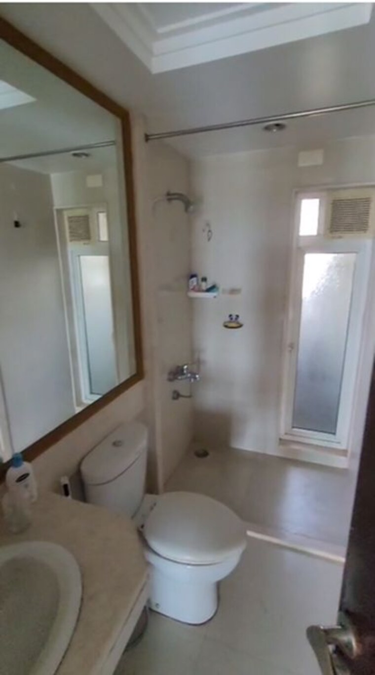 Bathroom, hiranandani-maitri-park 3 Bedroom 1430 Sq.Ft. Apartment In Chembur Mumbai 10442411