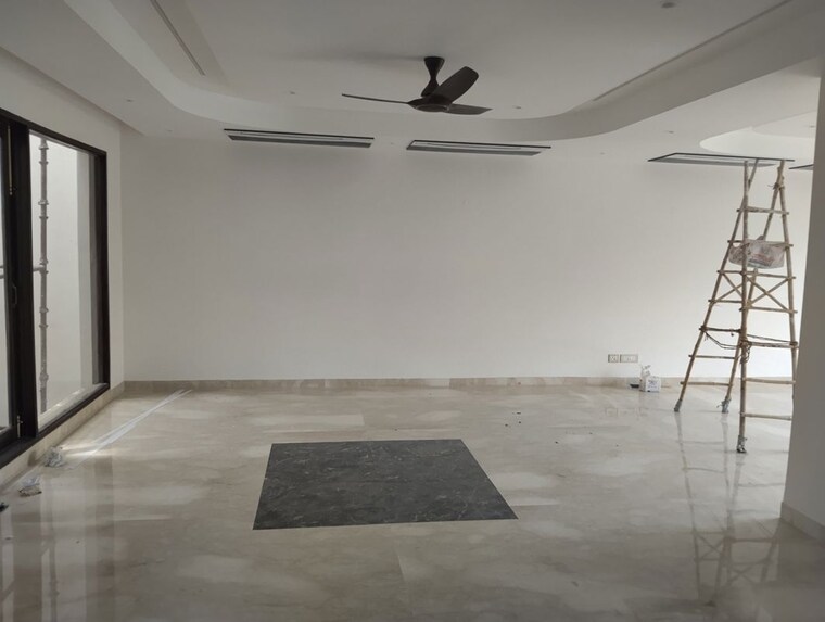 Room, greater kailash ii 4 Bedroom 5535 Sq.Ft. Builder Floor In Greater Kailash ii Delhi 10442447
