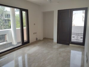 Room in 4 BHK Builder Floor at Greater Kailash ii – for Rent