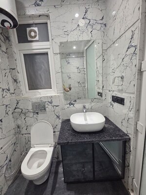 Bathroom in 1 BHK Builder Floor at Sector 50 – for Rent