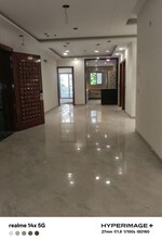 4 BHK + Pooja Room,Servant Room 350 Sq.Yd. Builder Floor in Sector 85