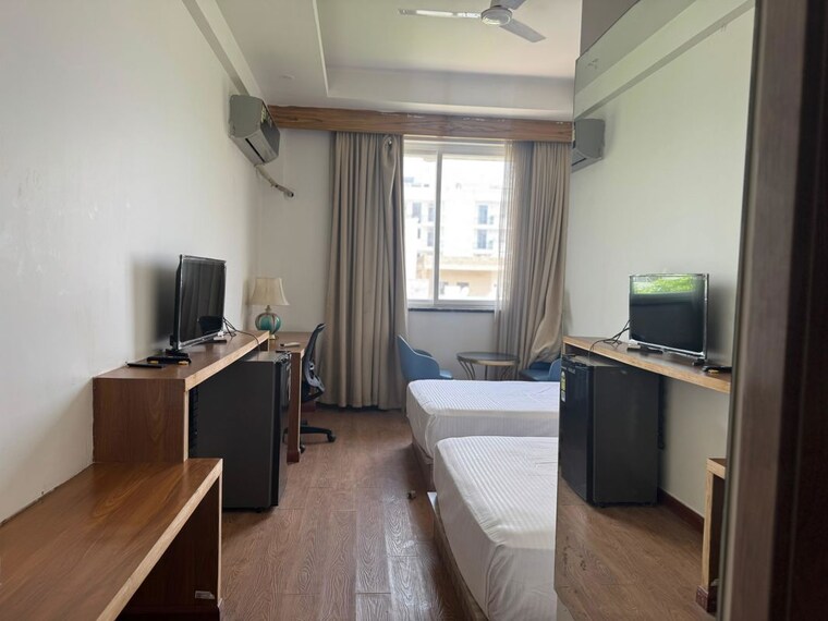 Kitchen, dlf city phase 3 Pg For Boys & Girls In Dlf City Phase 3 10441714