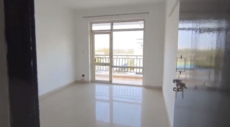 Room, era-redwood-residency 3 Bedroom 1570 Sq.Ft. Apartment In Sector 78 Faridabad 10442541