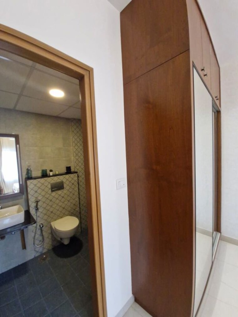 Bathroom, sona-vistaas 3.5 Bedroom 2200 Sq.Ft. Apartment In Devarachikkana Halli Bangalore 10442571