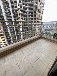3 BHK + Extra Room Apartment For Sale in Mahagun My Woods