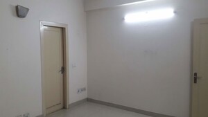 Room in 3.5 BHK Builder Floor at Hewo Apartment, Sector 15 – for Rent